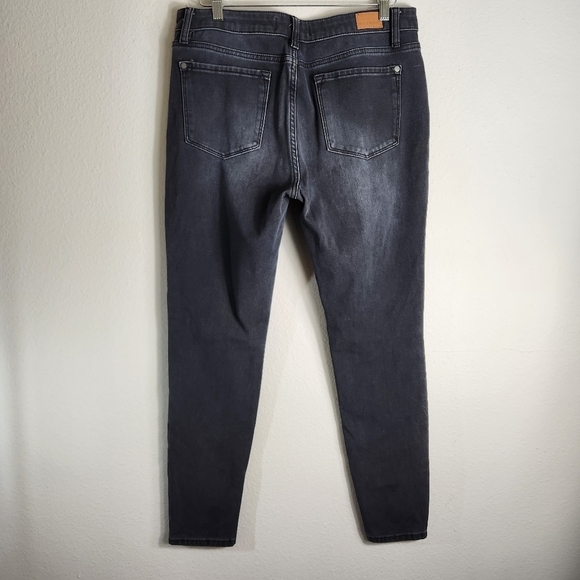 Judy Blue Womens Mid Rise Faded Black Skinny Fit Jeans-Size 11/30 - Picture 6 of 9